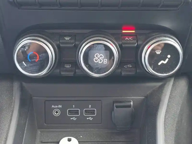 Renault Zoé zoe r110 — photo 20