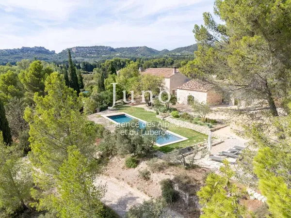Maison 9 pièces 250 m²