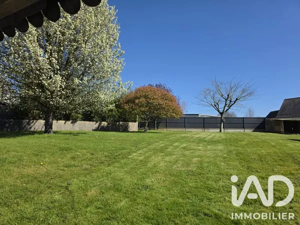 Terrain 602 m²