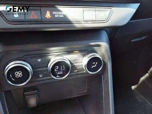 Dacia Sandero eco-g 100 - 22 — photo 14
