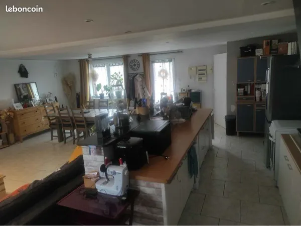Maison avec jardin à 5 mn des commerces entre evreux et louviers