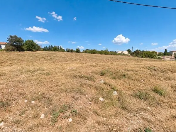Terrain 740 m² Reillanne