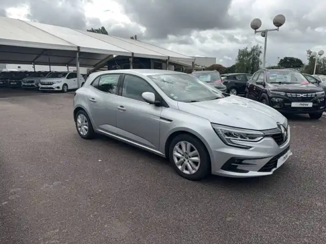 Renault Megane mégane iv berline blue dci 115 - 20 — photo 24