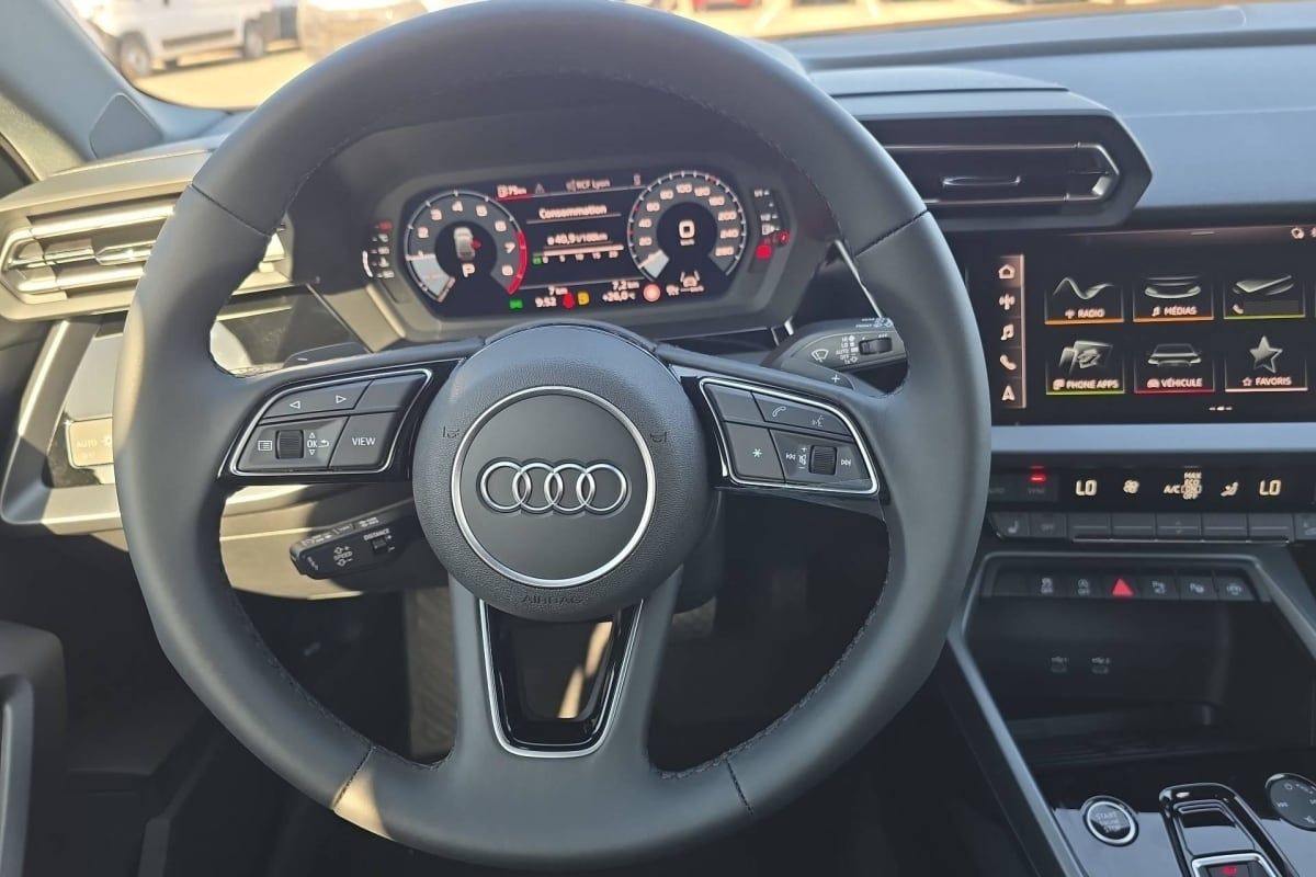 Audi A3 Sportback — photo 14