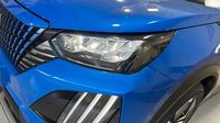 Peugeot 2008 1.2 PureTech 130ch S&S Allure EAT8 — photo 17