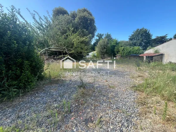 Terrain à vendre - 615 m²