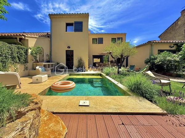 Maison 8 pièces 220 m²