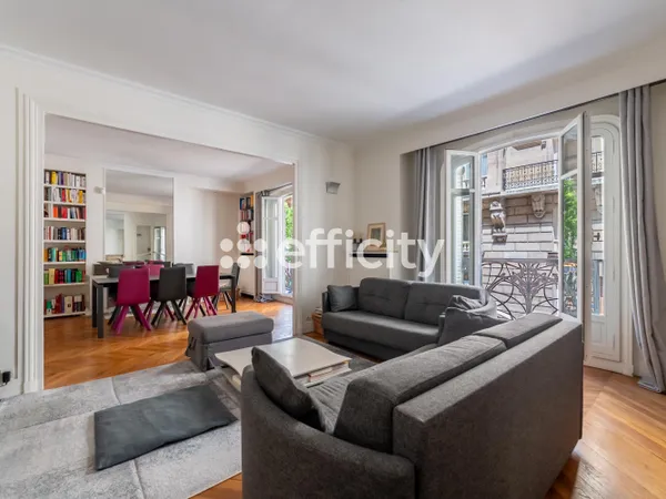 Appartement 6 pièces 148 m²
