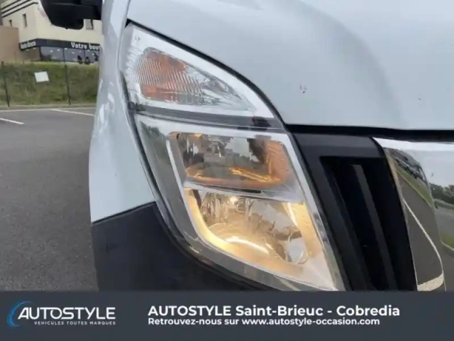 Nissan Nv400 fg 3t5 l3h2 2.3 dci 150ch s/s n-connecta bvr — photo 11