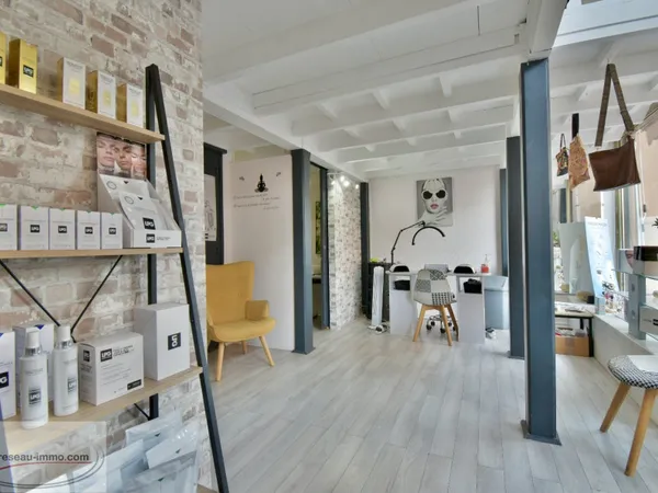 Institut de beauté 60 m²