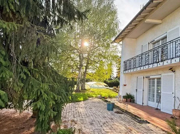 Maison 6 pièces 209 m²
