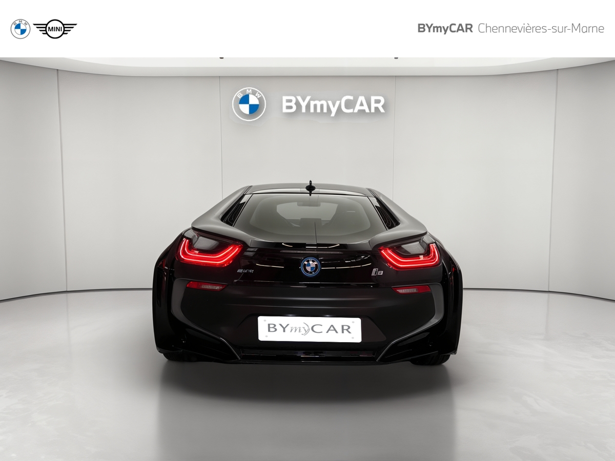 BMW i8 362 ch — photo 4
