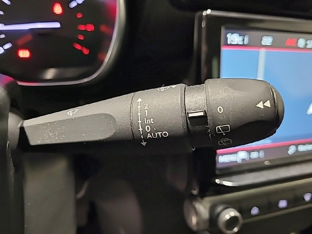 Citroën C3 Aircross puretech 130 s&s eat6 shine pack — photo 22