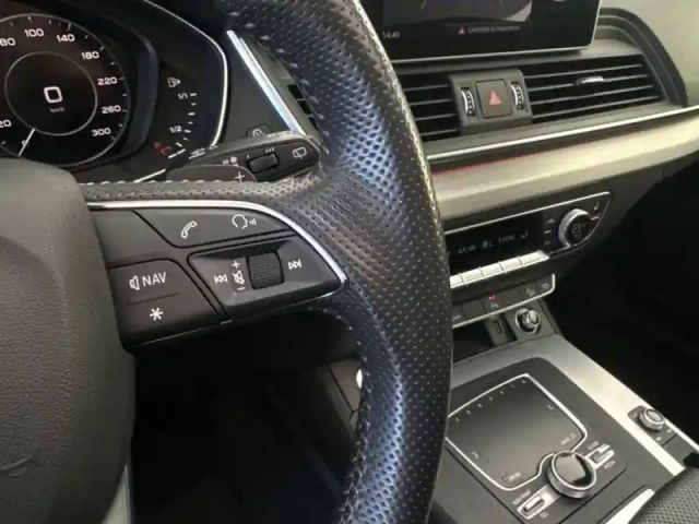 Audi Q5 55 tfsi e quattro s line 2.0 3 — photo 20