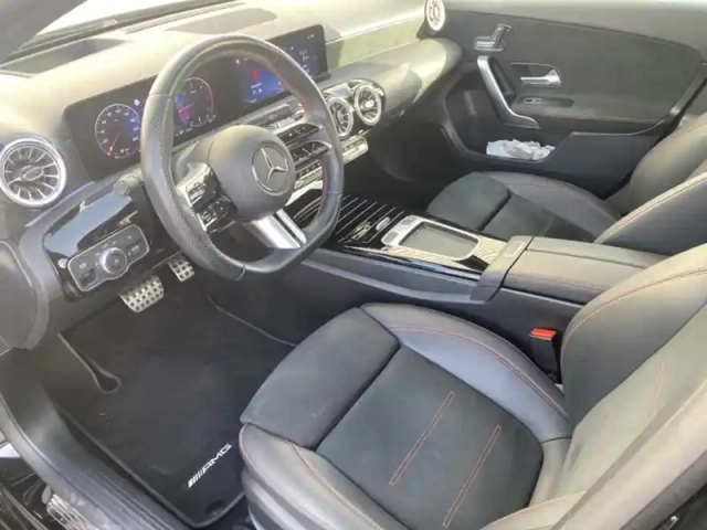 Mercedes Classe A 200 d amg line — photo 12