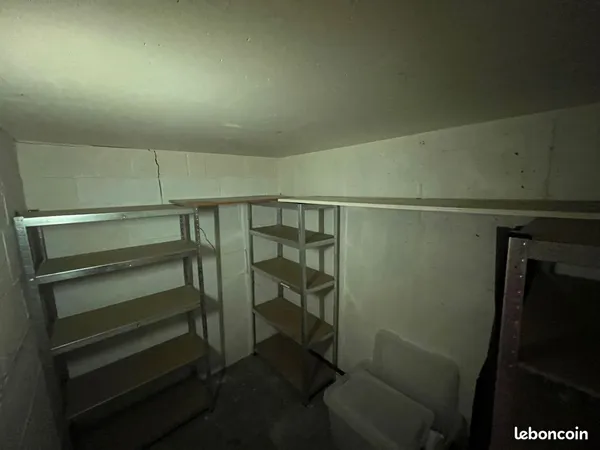 Location Cave 5m² - Rue de Sèvres / Rue Gallieni Boulogne Billancourt