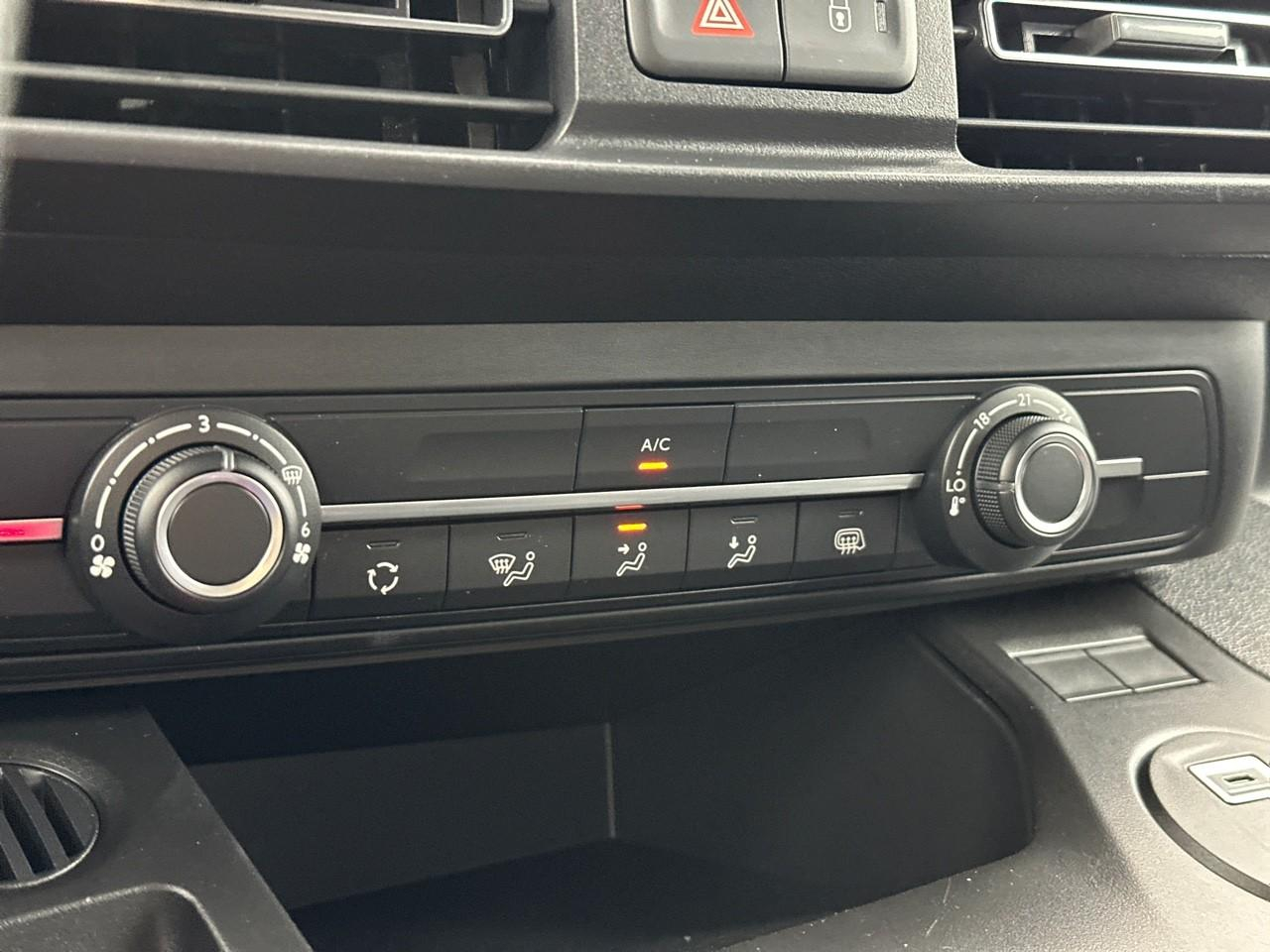 Citroën Berlingo van m diesel 100 ch manuelle — photo 27