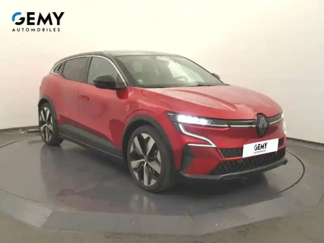 Renault Megane e-tech ev60 220 ch optimum charge — photo 18