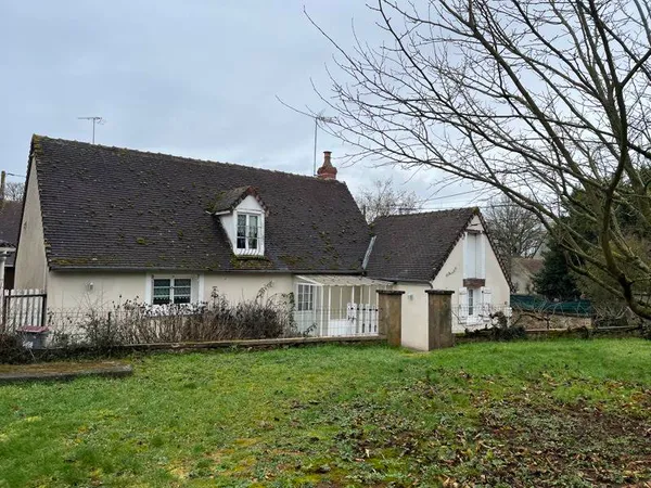 Maison en pierre de 3 pièces principales