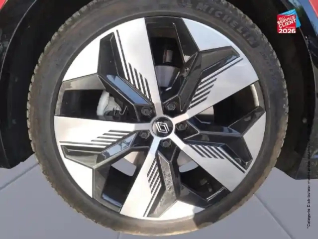 Renault Megane e-tech electric ev60 220ch techno super charge — photo 9