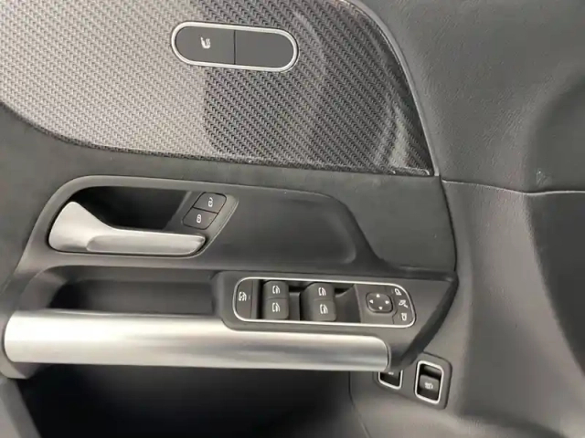 Mercedes Gla 250 e hybrid eq 8g-dct — photo 96