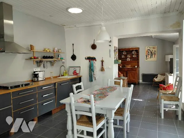 Photo 4