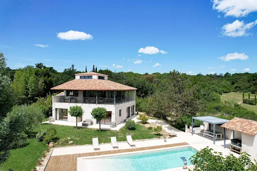 Propriété 6 pièces 173 m²
