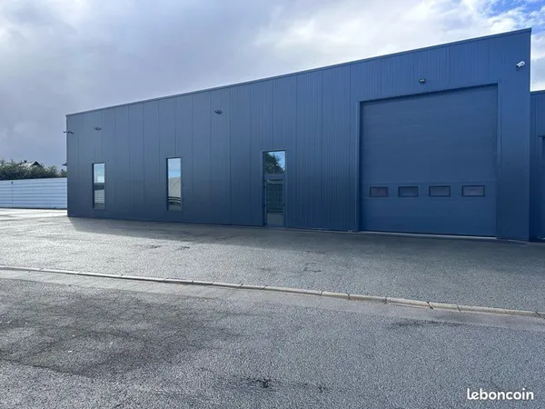 Local commercial hangar artisans commerçants