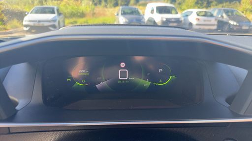 Peugeot 2008 1.2 PureTech 130 EAT8 - GT – 2023 – 28131 km – Essence – Boîte Automatique — photo 18