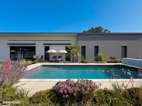 Maison contemporaine proche quartier Vabre