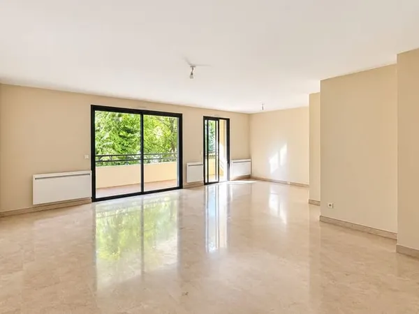 Appartement 3 pièces 94 m²