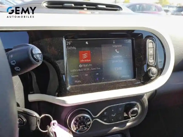 Renault Twingo iii achat intégral - 21 — photo 15