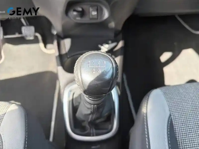 Toyota Yaris 110 vvt-i — photo 18
