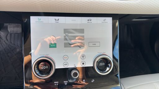 Land Rover Range Rover Evoque 2.0 D 180 AWD BVA - R-Dynamic SE – 2020 – 100395 km – Hybride diesel – Boîte Automatique — photo 10