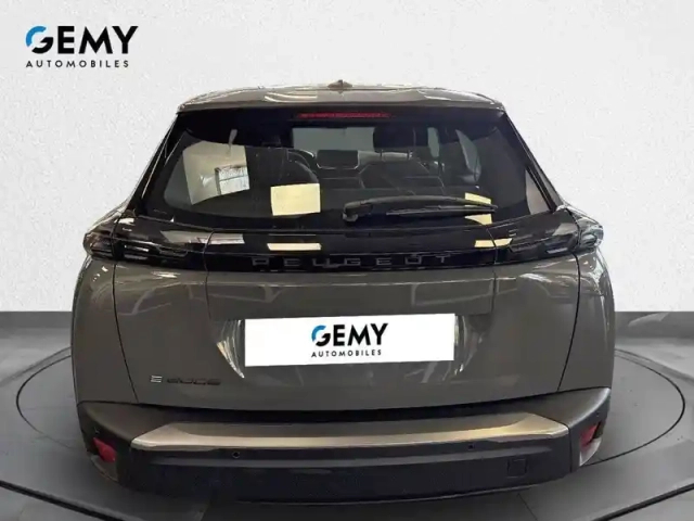 Peugeot 2008 electrique 50 kwh 136 ch — photo 22