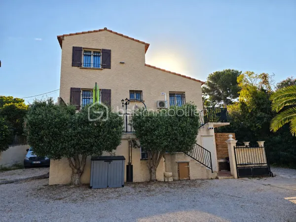 Maison 5 pièces 90 m²