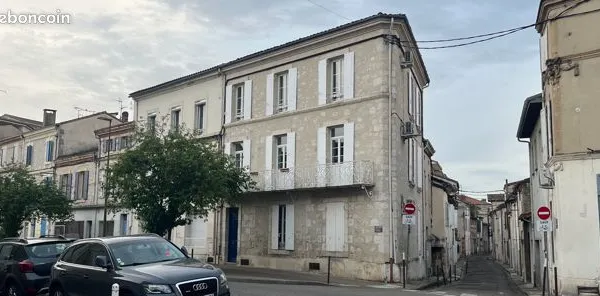 Bel appartement f2 meuble a louer