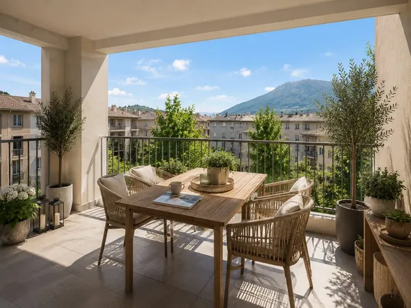 - Votre nouvelle vie commence ici : T4 avec terrasse au coeur de Gap