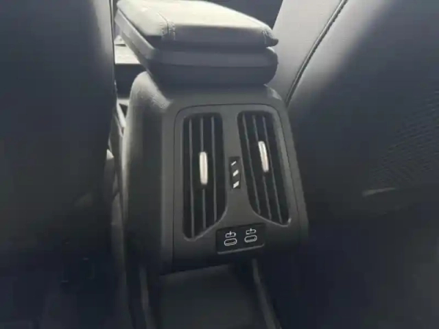 Bmw X1 sdrive18d 150ch xline — photo 14