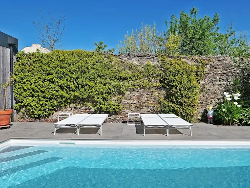 Maison 11 pièces 303 m²