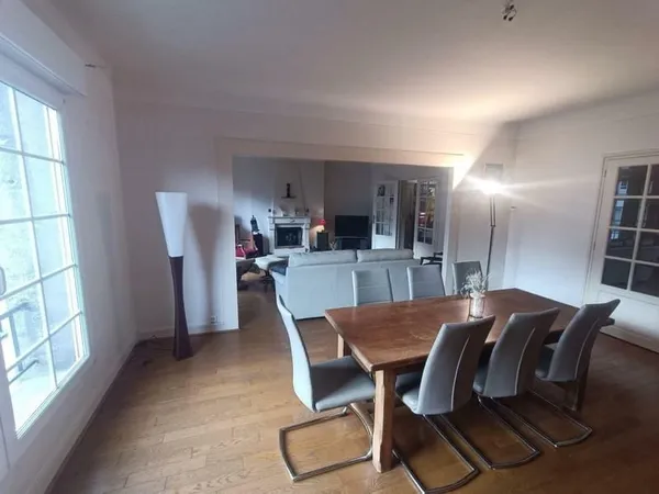 Appartement - 146.8m ²