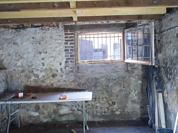 Cave à vendre avec fenêtre coeur Honfleur