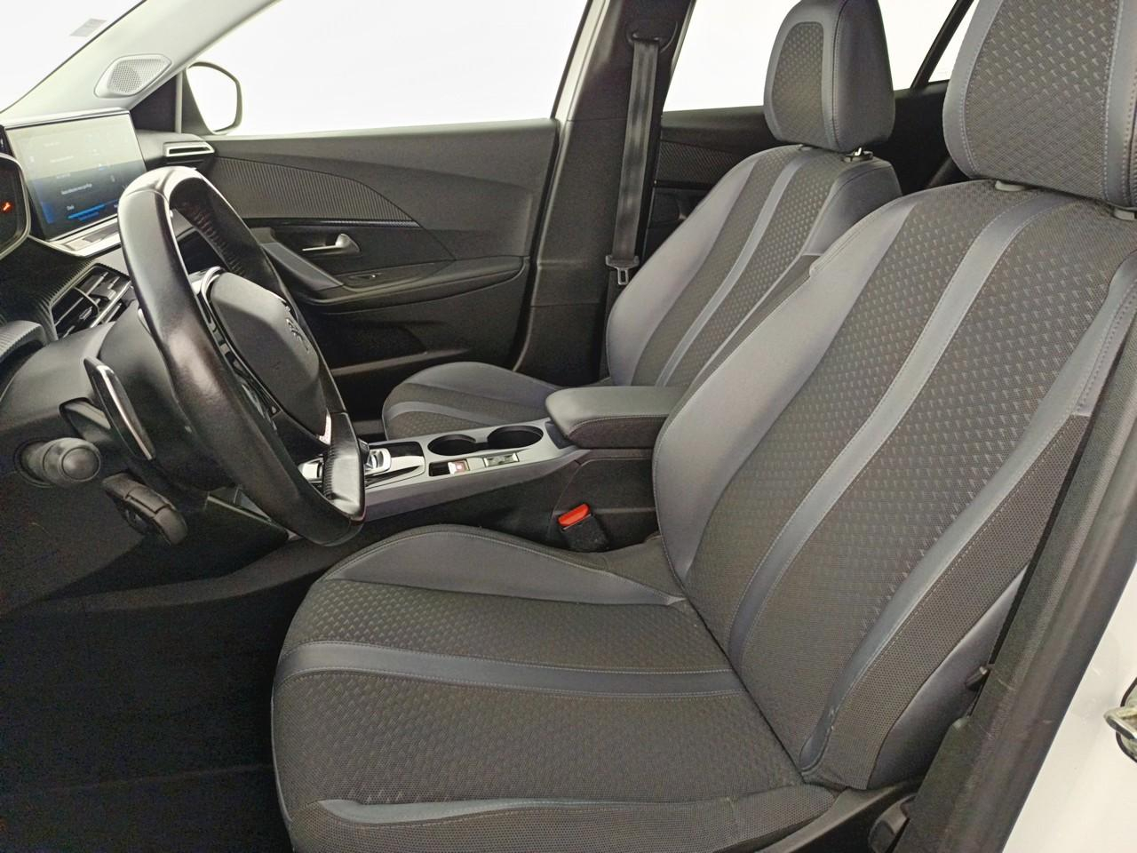 Peugeot 2008 puretech 130 s&s eat8 allure business — photo 9