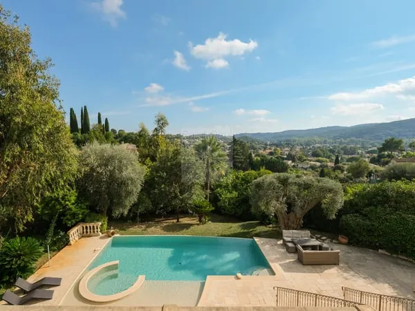 Superbe villa provençale - 329m2 - La Colle sur Loup