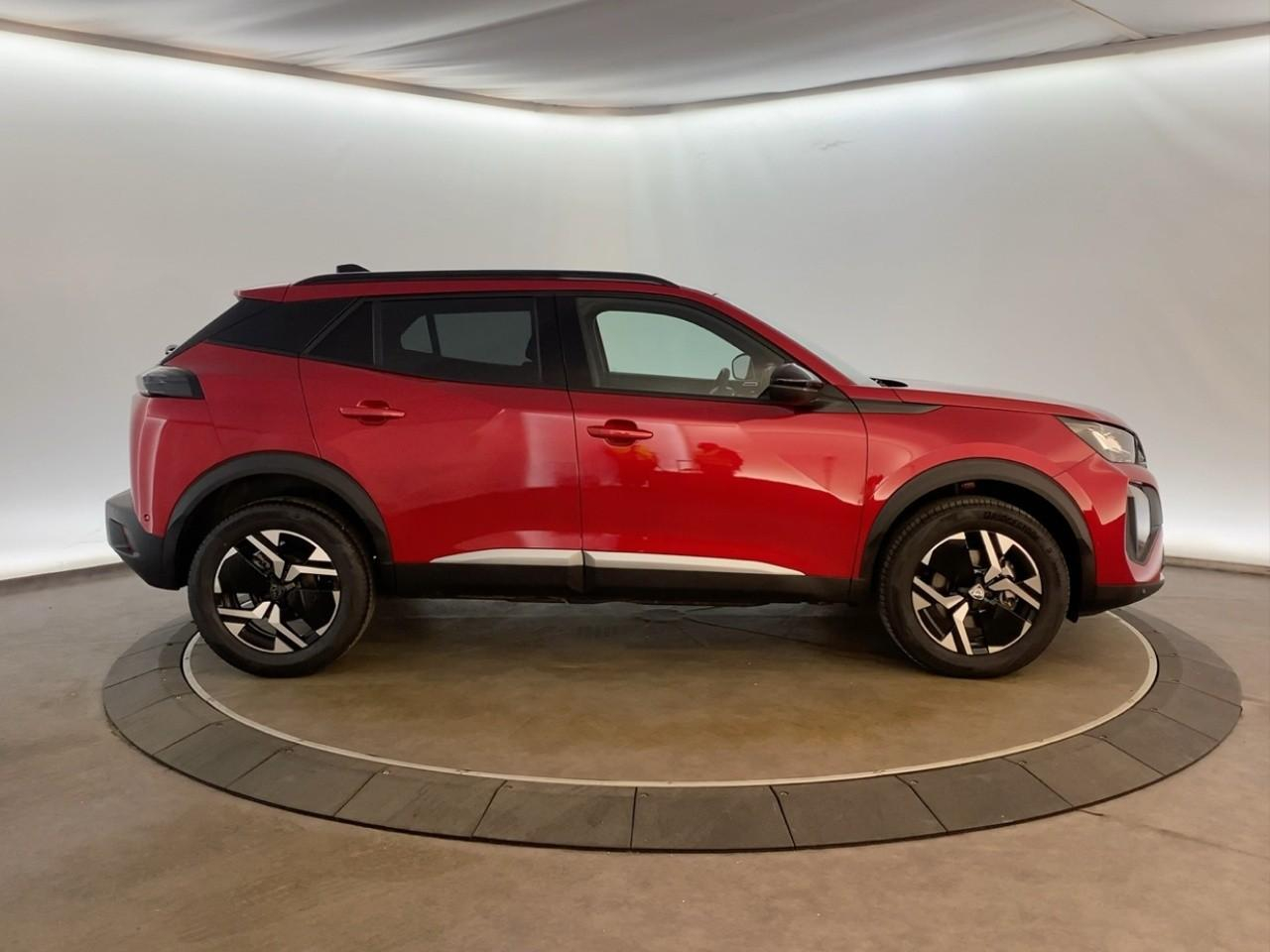 Peugeot 2008 hybrid 145 ch e-dcs6 allure — photo 4