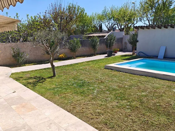 Maison 6 pièces 100 m²