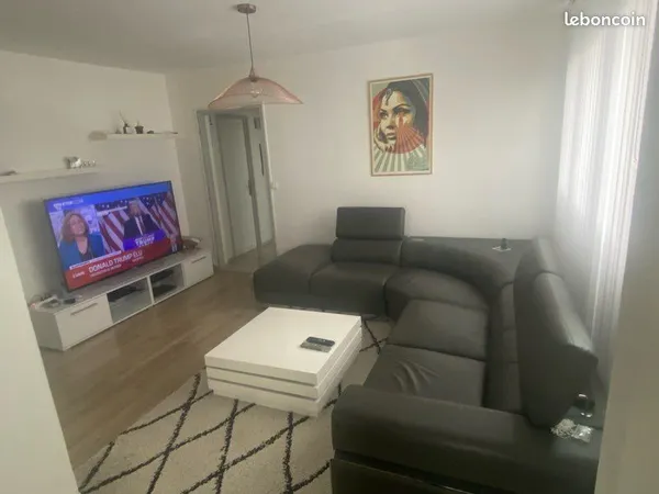 Appartement de 3 pièces de 61m2 a DRANCY (quartier la MUETTE) résidence très calme et entretenu