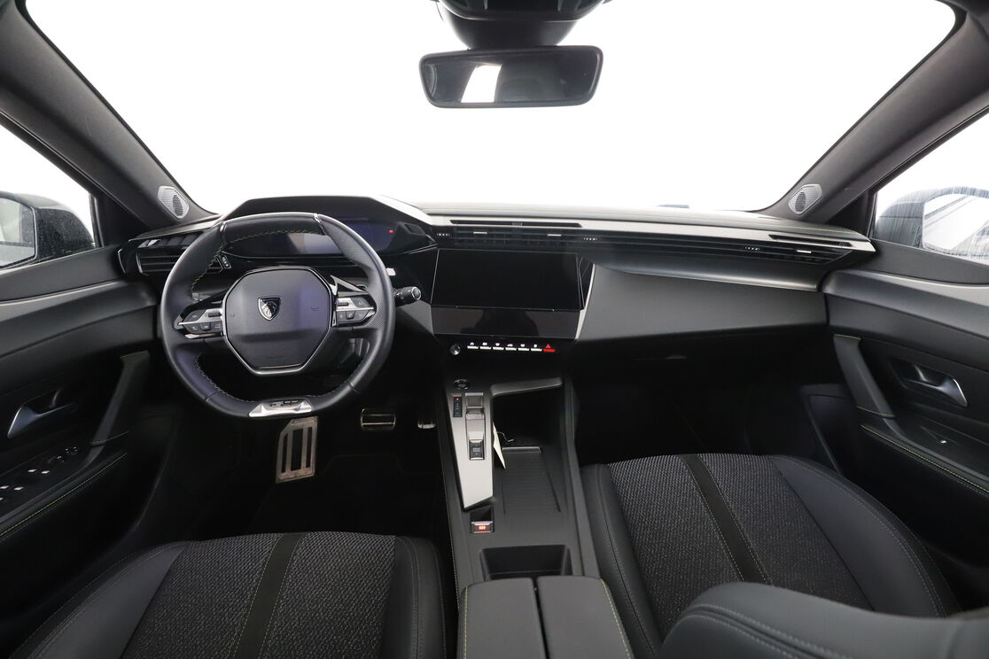 Peugeot 308 1.5 Blue-HDi GT EAT8 — photo 11