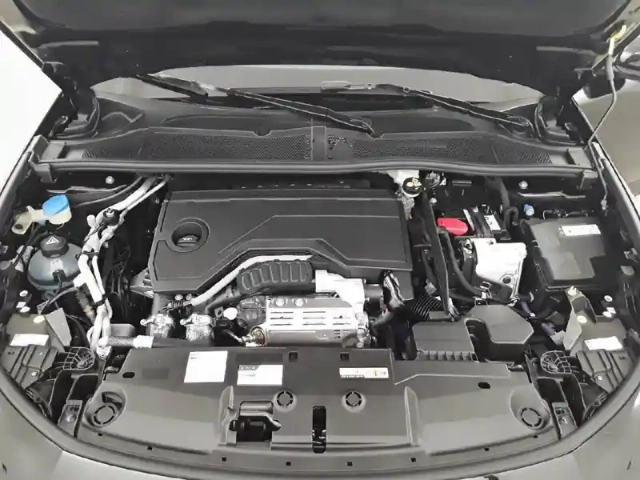 Peugeot 308 sw hybrid 145 e-dcs6 — photo 44