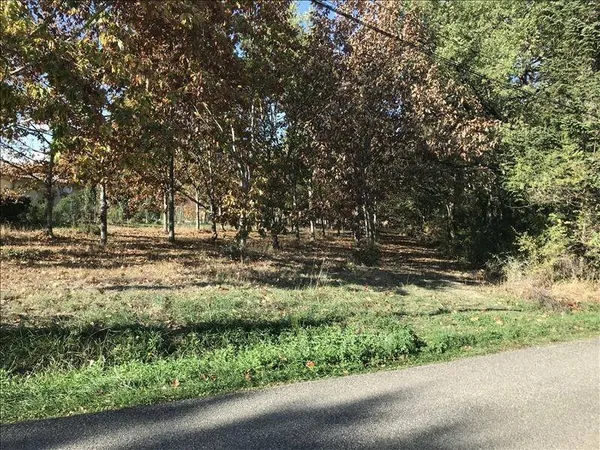 Terrain constructible 2016 m²